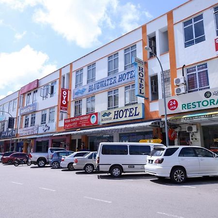 Oyo 89763 Bluewater Hotel Mersing Kültér fotó
