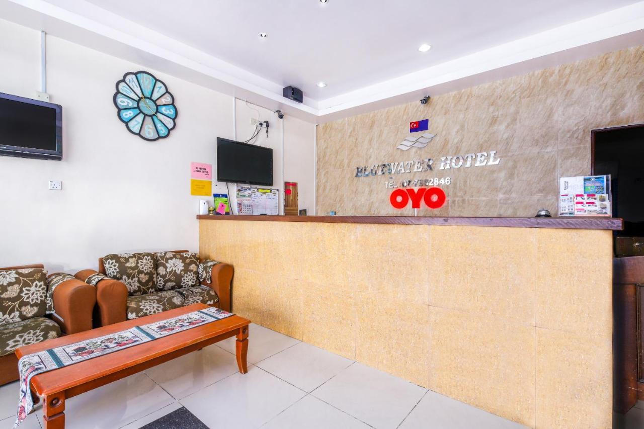 Oyo 89763 Bluewater Hotel Mersing Kültér fotó