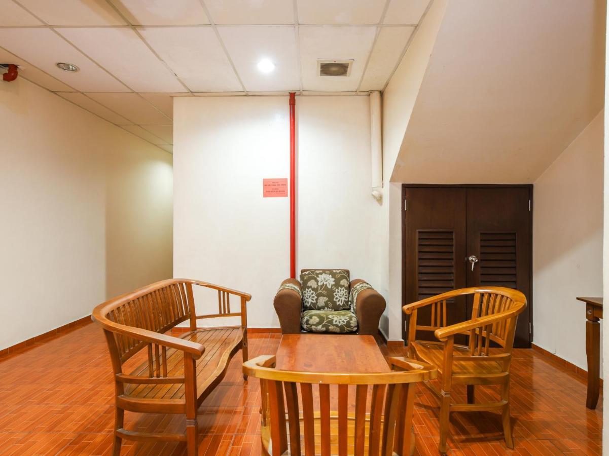 Oyo 89763 Bluewater Hotel Mersing Kültér fotó