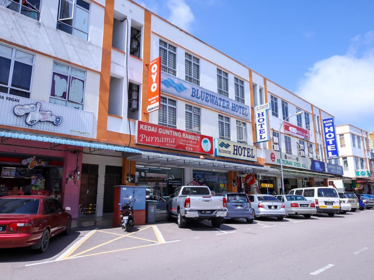 Oyo 89763 Bluewater Hotel Mersing Kültér fotó